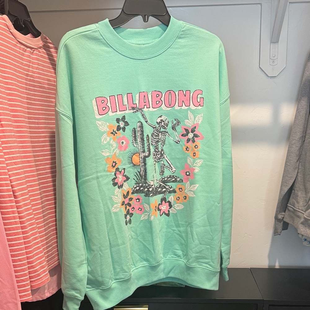 New Billabong Sweatshirt in Mint with Floral Skeleton Design